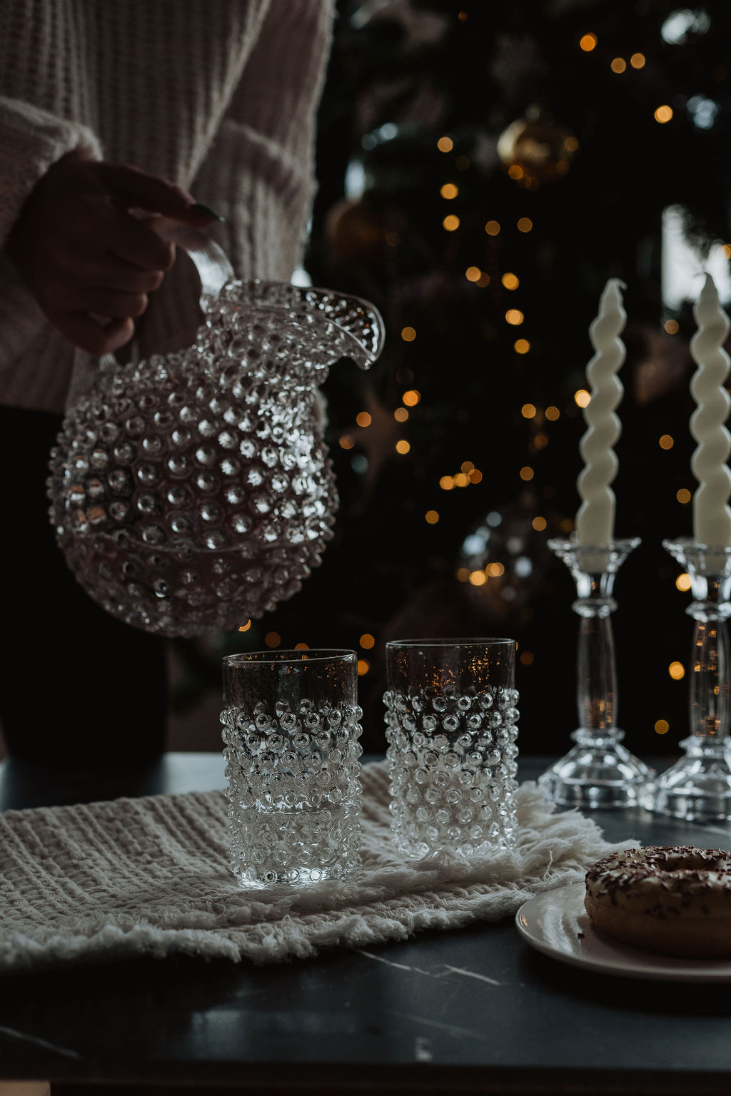 Vrč za vodo Hobnail