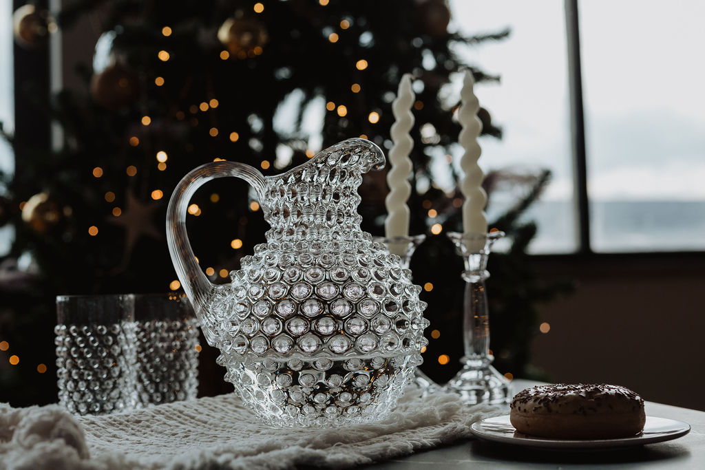 Vrč za vodo Hobnail