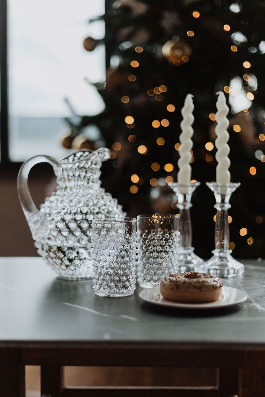 Vrč za vodo Hobnail